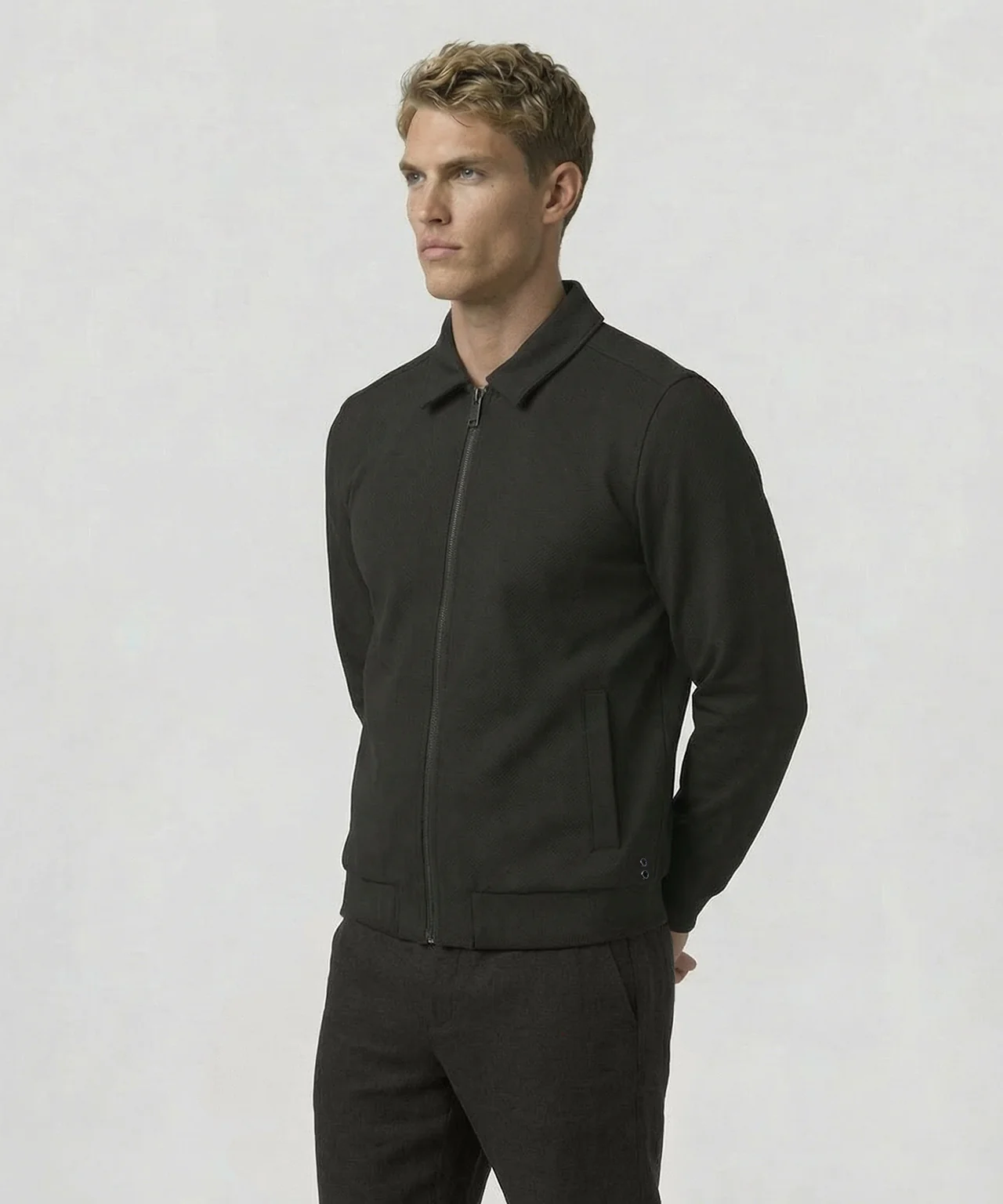 RD Tennis Jacket: Espresso - Image 2