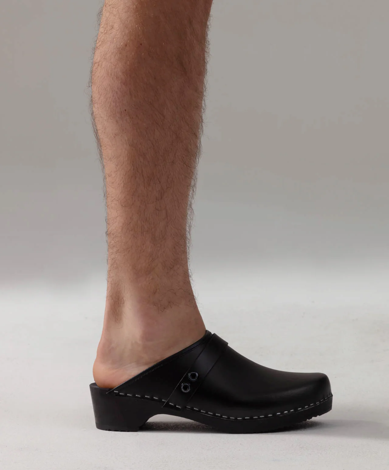 Träskor - Swedish Clogs: Black - Image 5